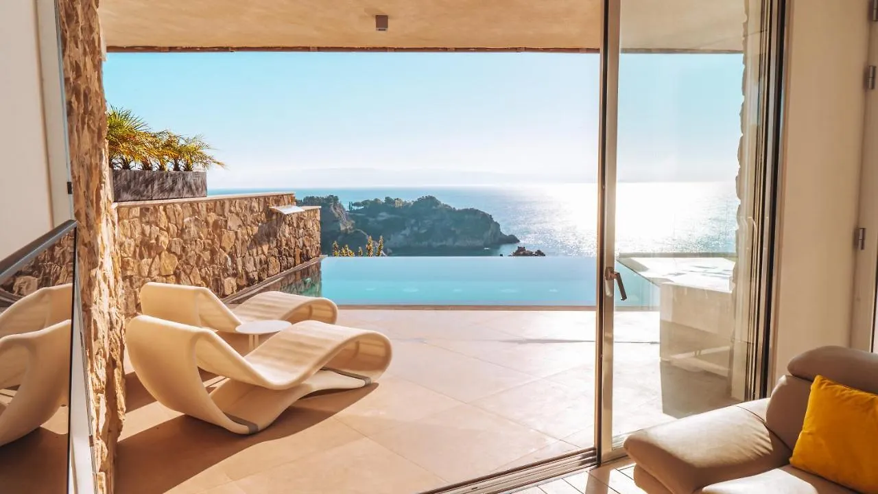 Isola Bella Infinity Suites Taormina Lägenhetshotell