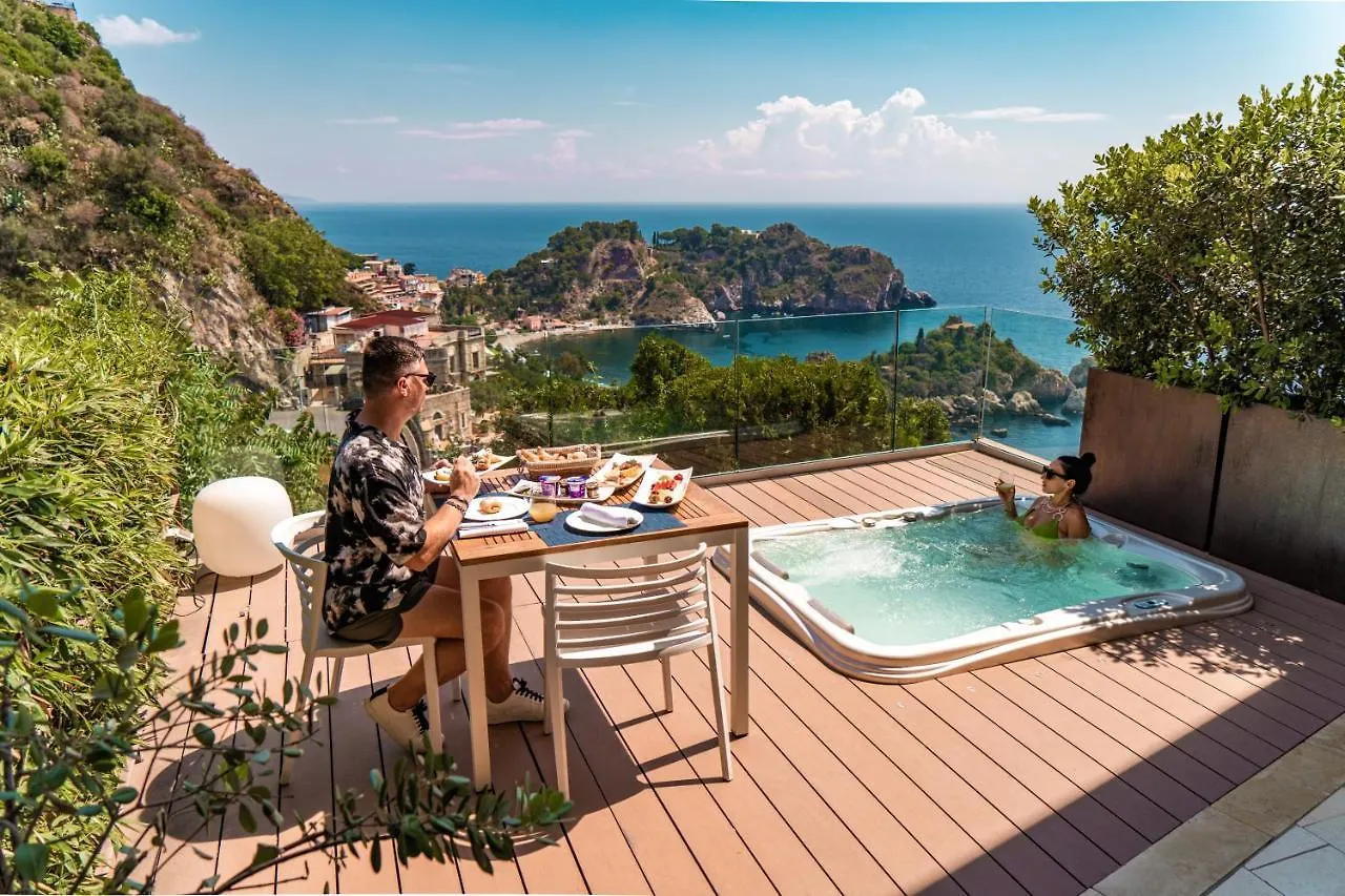 Isola Bella Infinity Suites Taormina 2*,