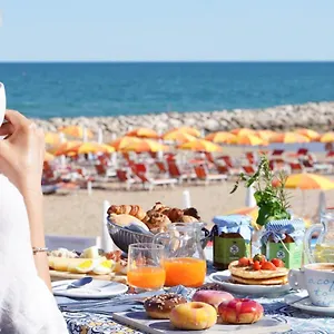  Apartment Euro Junior Italien