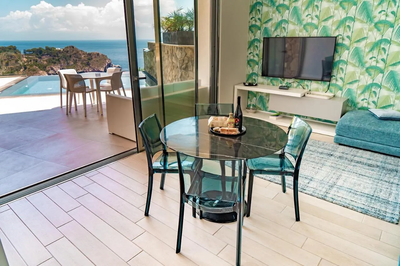 Isola Bella Infinity Suites Taormina Aparthotel