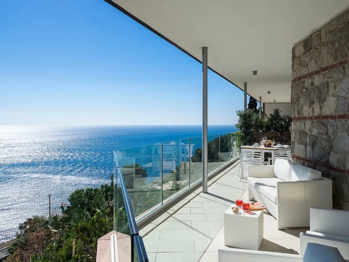 Isola Bella Infinity Suites Taormina 2*,  Italy